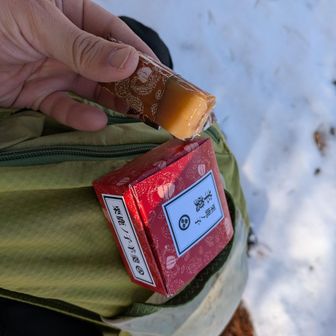 相方土産の長野小布施の羊羹　車の中にこれいがい何一つも食い物無くて助かったです