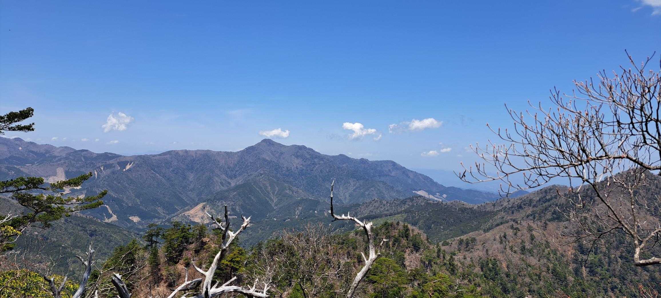 スゴい傾山がクリアに見えるよ！