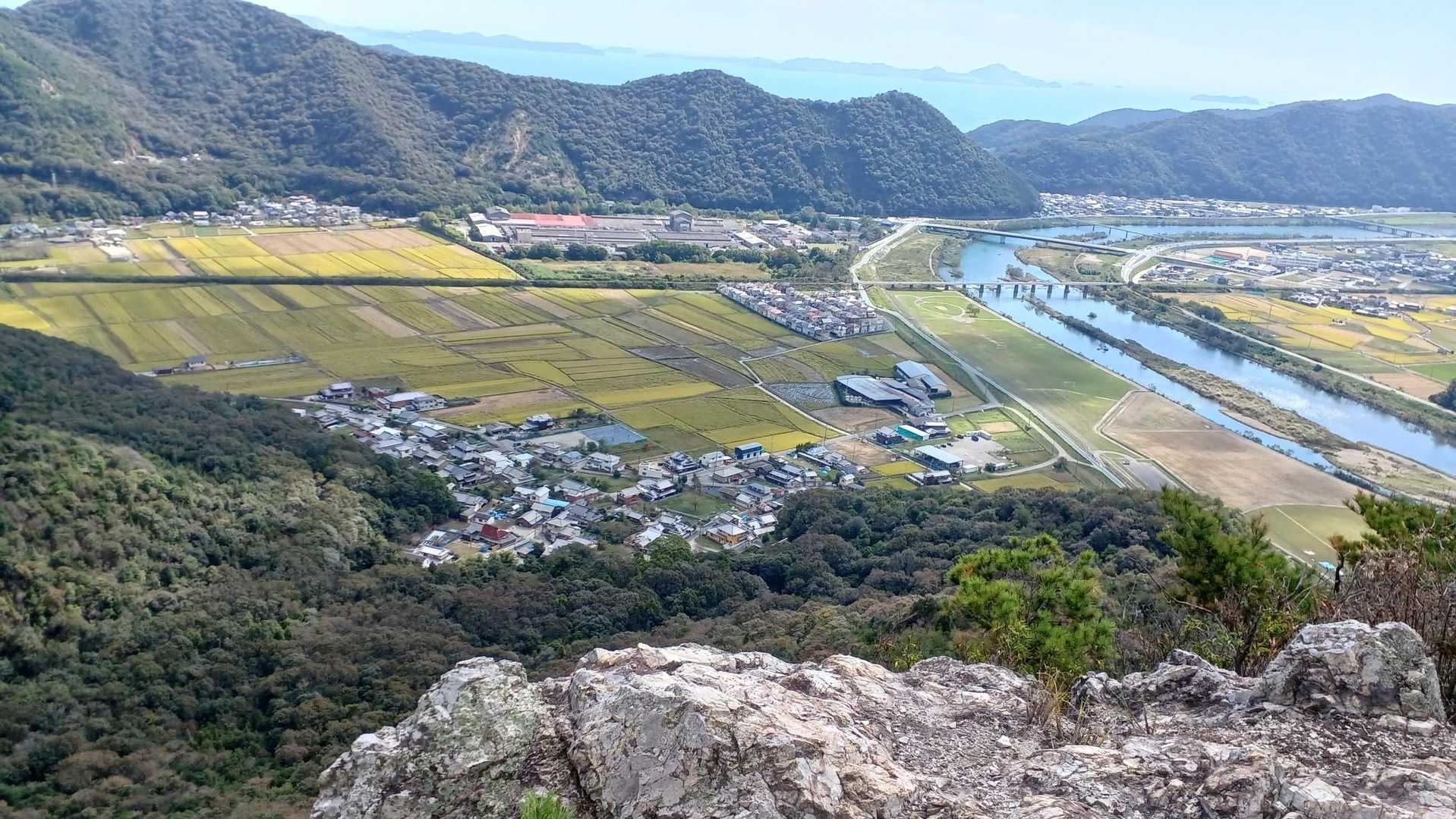 千種川
と
街並み