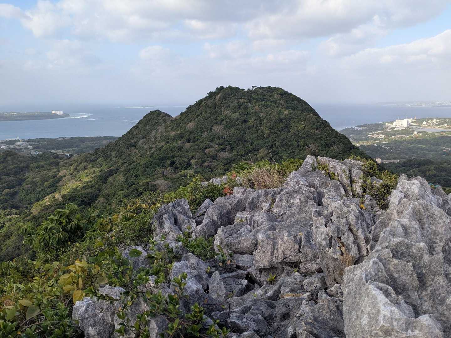 デーサンダームイ 登山口-本部富士 往復コースの写真