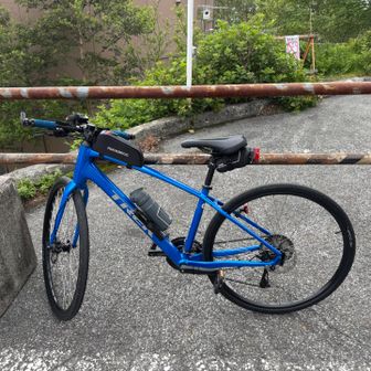 サクッと5合目まで下山、ここからはチャリ🚲