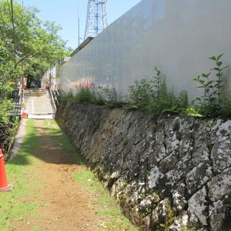 御巣鷹山への道がアチコチ工事中