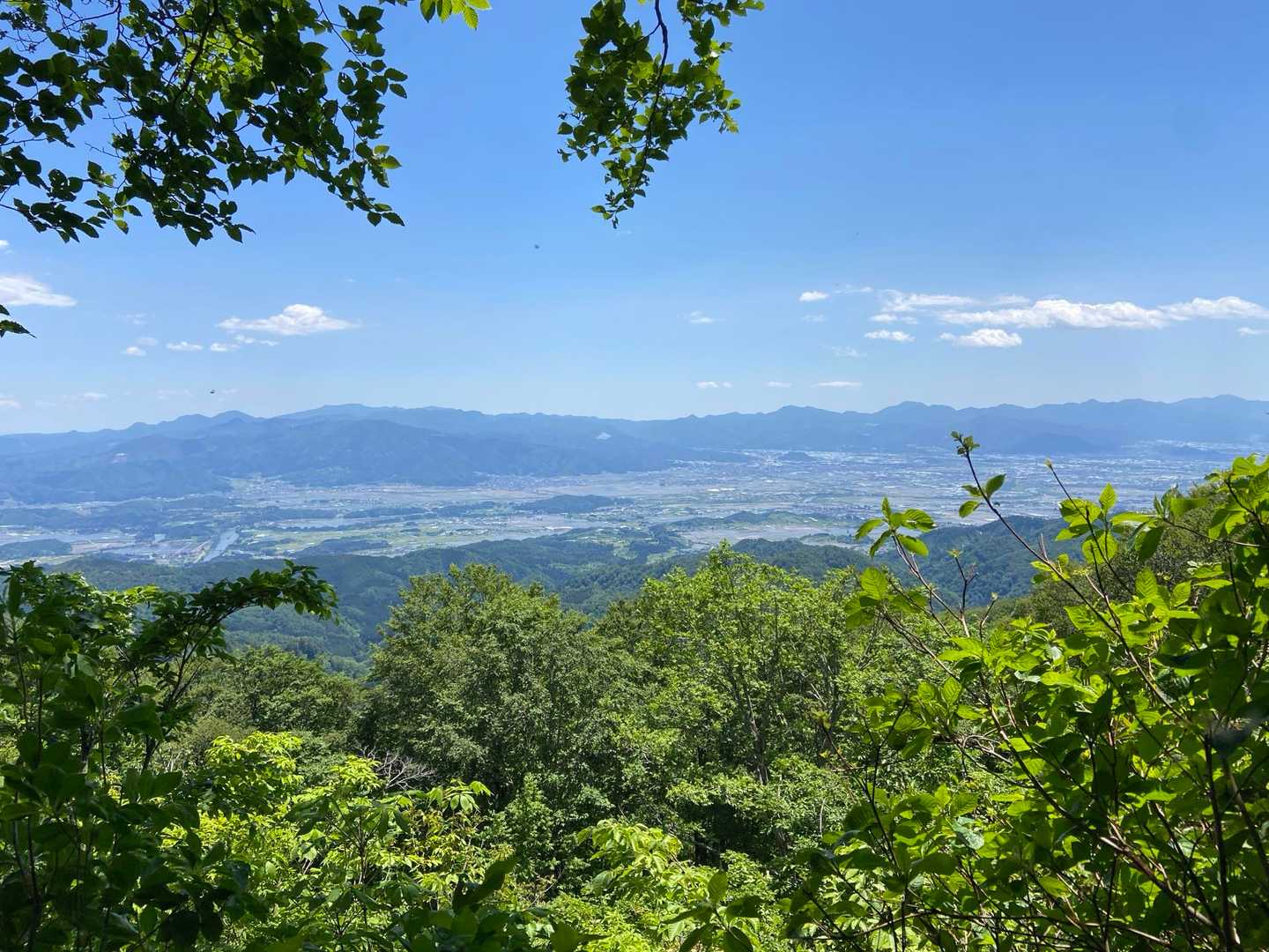 樽石山は晴れの日こそ登るべき山だと思います😊