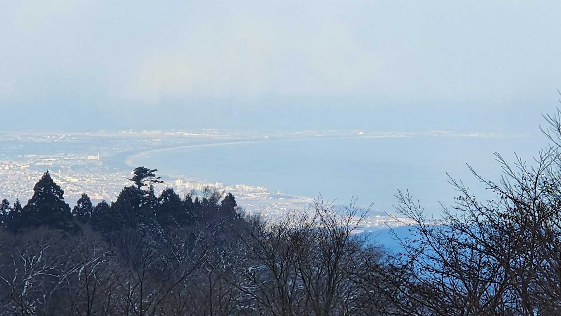 ここはどこの海岸なんだ？？？
観光客の人が撮ってたから一応撮った