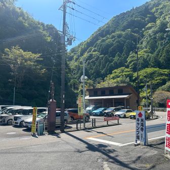 登山口のトイレがすごくきれいに建て替えられていてびっくり！