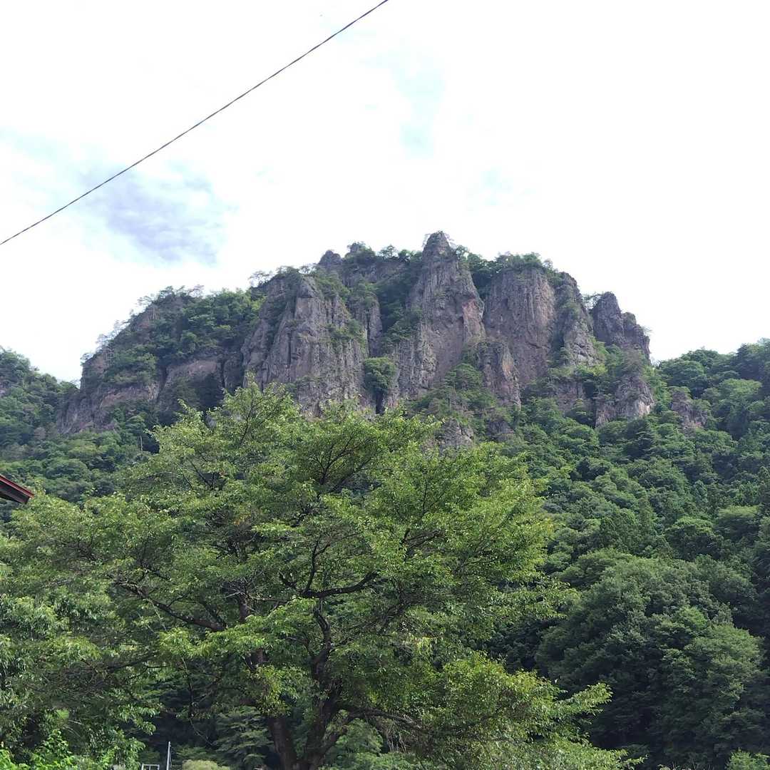 駐車場から。
近くにトイレもありました。