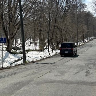 戸隠スキー場まで5.4㎞か〜 民宿まで7㎞弱