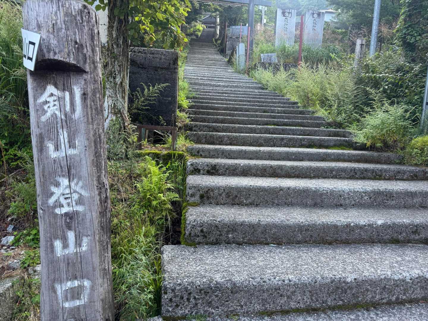 あと30分もすればリフト動くし…
リフト乗れば？って言う誘惑に勝った私を褒めてあげたい🤗
