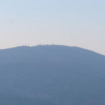 阿武隈山地最高峰　大滝根山　2年前雪の中登った