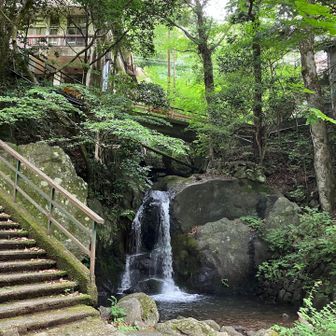 下の滝