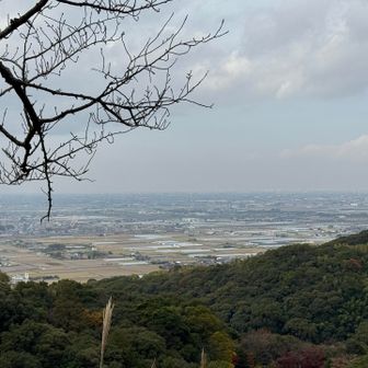 空気が澄んでいると普賢岳まで見えるそうです。