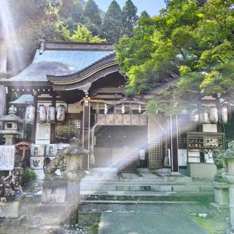 若山神社　行基さん創基
自販機、トイレあり😊