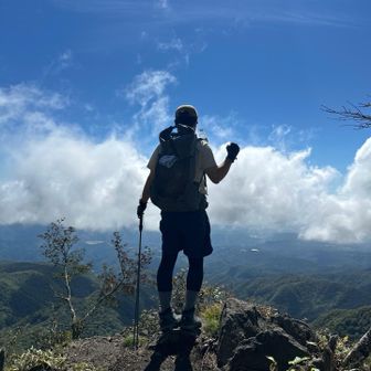 4年でよーやく99座。次はいよいよ100座目へ。これからも地道に、もっと山🏔️楽しんでいこー！☀️