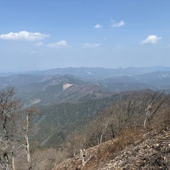 曽爾の兜&鎧岳⛰️が奥に見える！