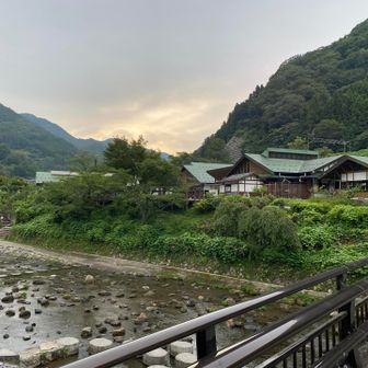 道の駅果樹公園あしがくぼ第二駐車場をスタート　曇り空、気温は24度、蒸し暑い