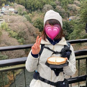 昭和橋にて
私の🐣お誕生月で皆さんに祝っていただきました🎊ありがとうございました😊

これからも🐾歩ける限り頑張り続けます🎶