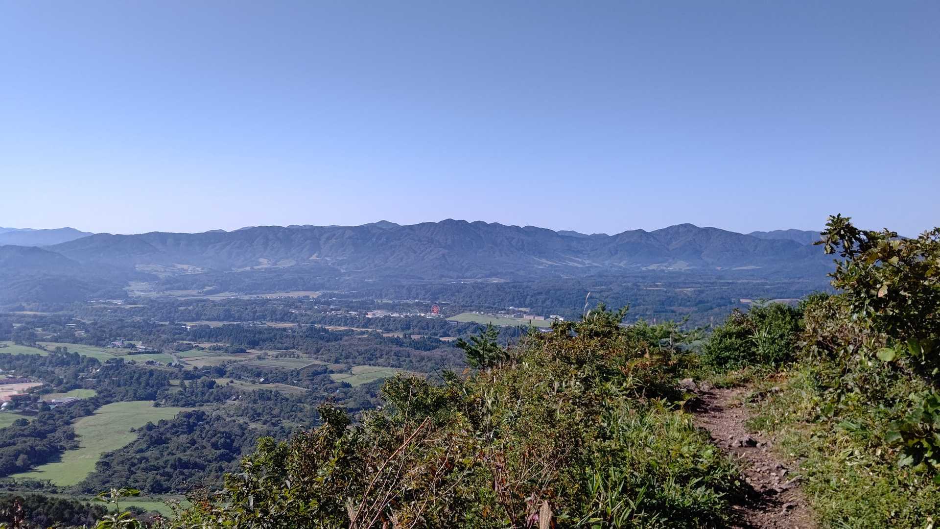 上蒜山登山口-槍ヶ峰-上蒜山-中蒜山-日留神社-中蒜山登山 縦走コースの写真