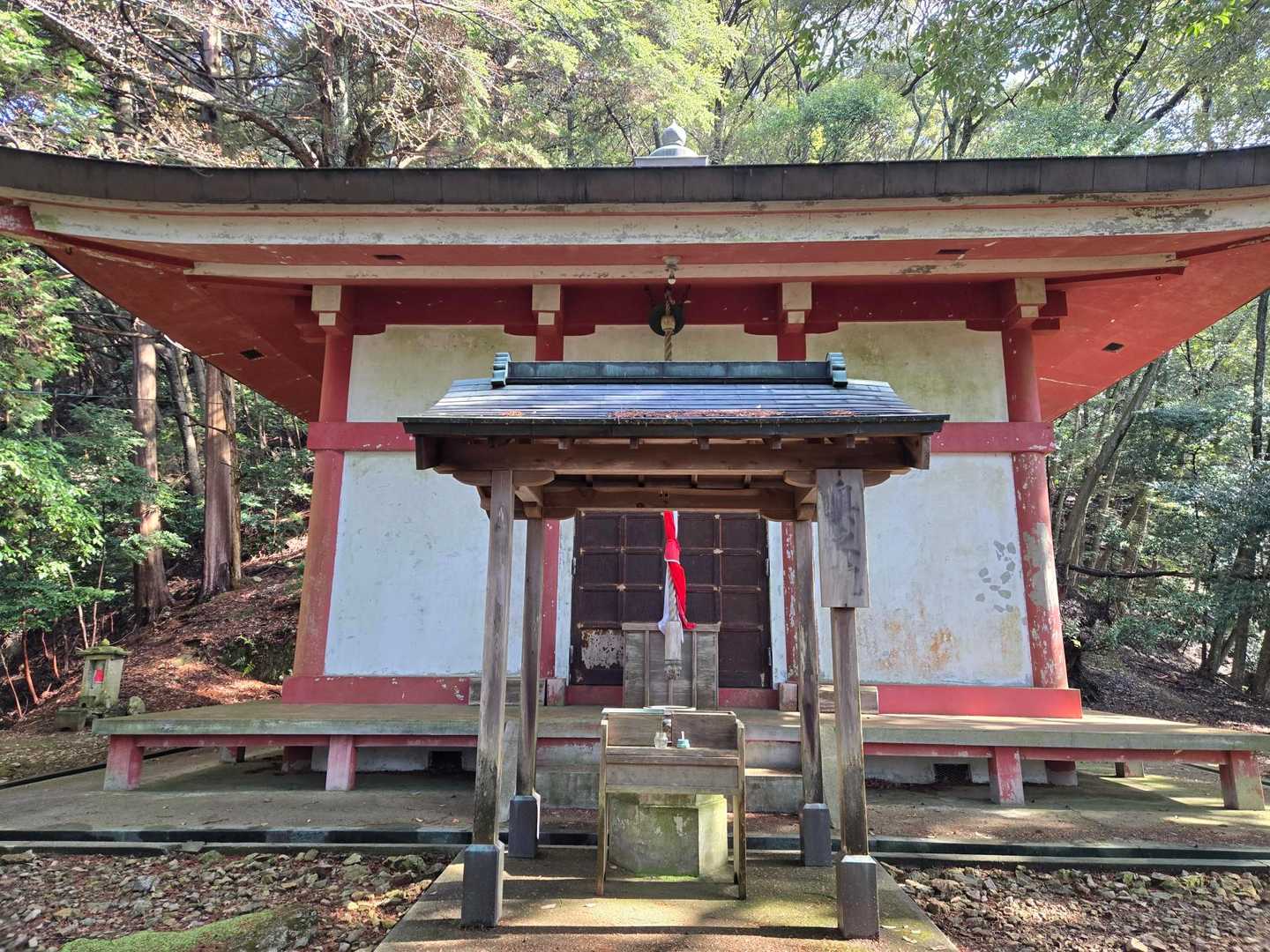 奥ノ院
