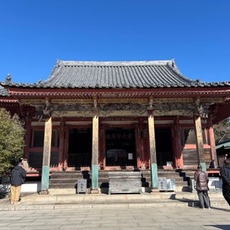 屋島寺本堂、すごく立派です
きちんとご挨拶しました