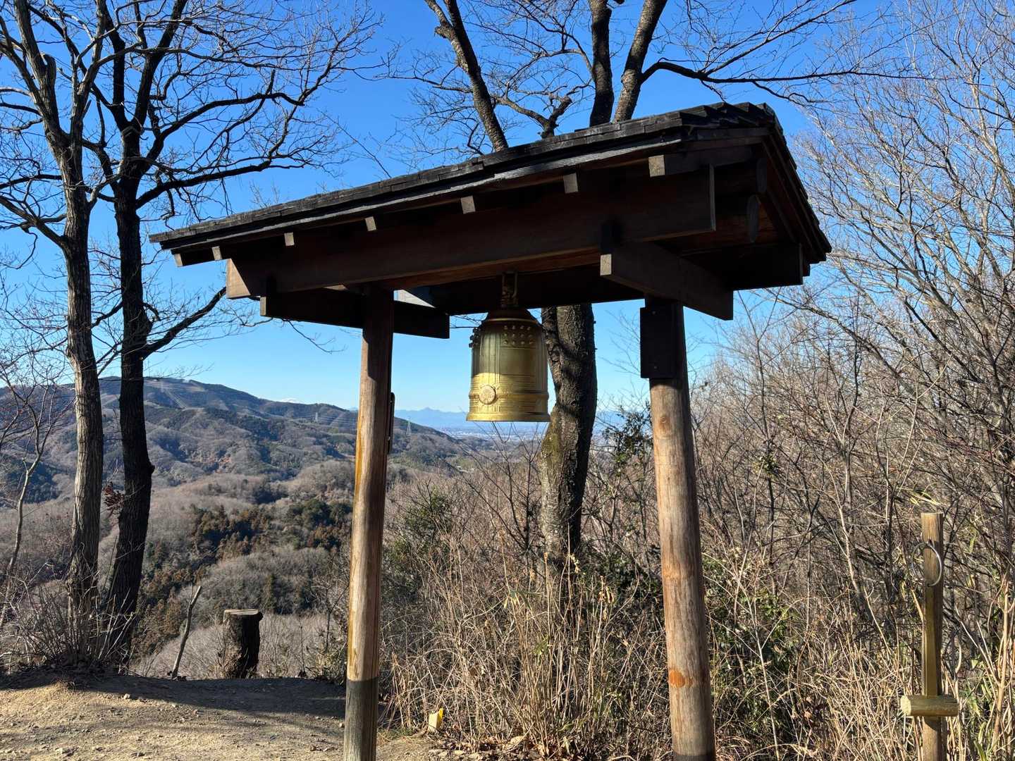鐘を鳴らしました😆誰もいなかったので小さな音で…