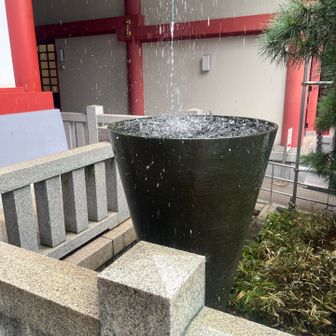 ただ水飛沫を撮りたかっただけ。
