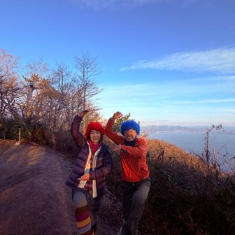 　　はい〜　チームアフロ⁉️
　　　　　　夫婦アフロ　👍