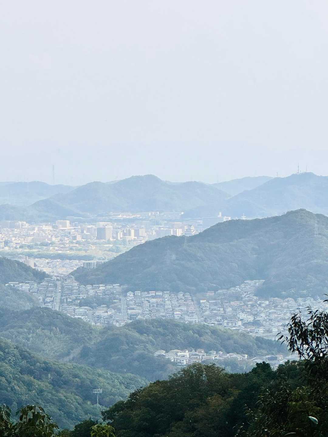 ロープウェイからは見えなかった姫路城が見える👀
真ん中あたりです