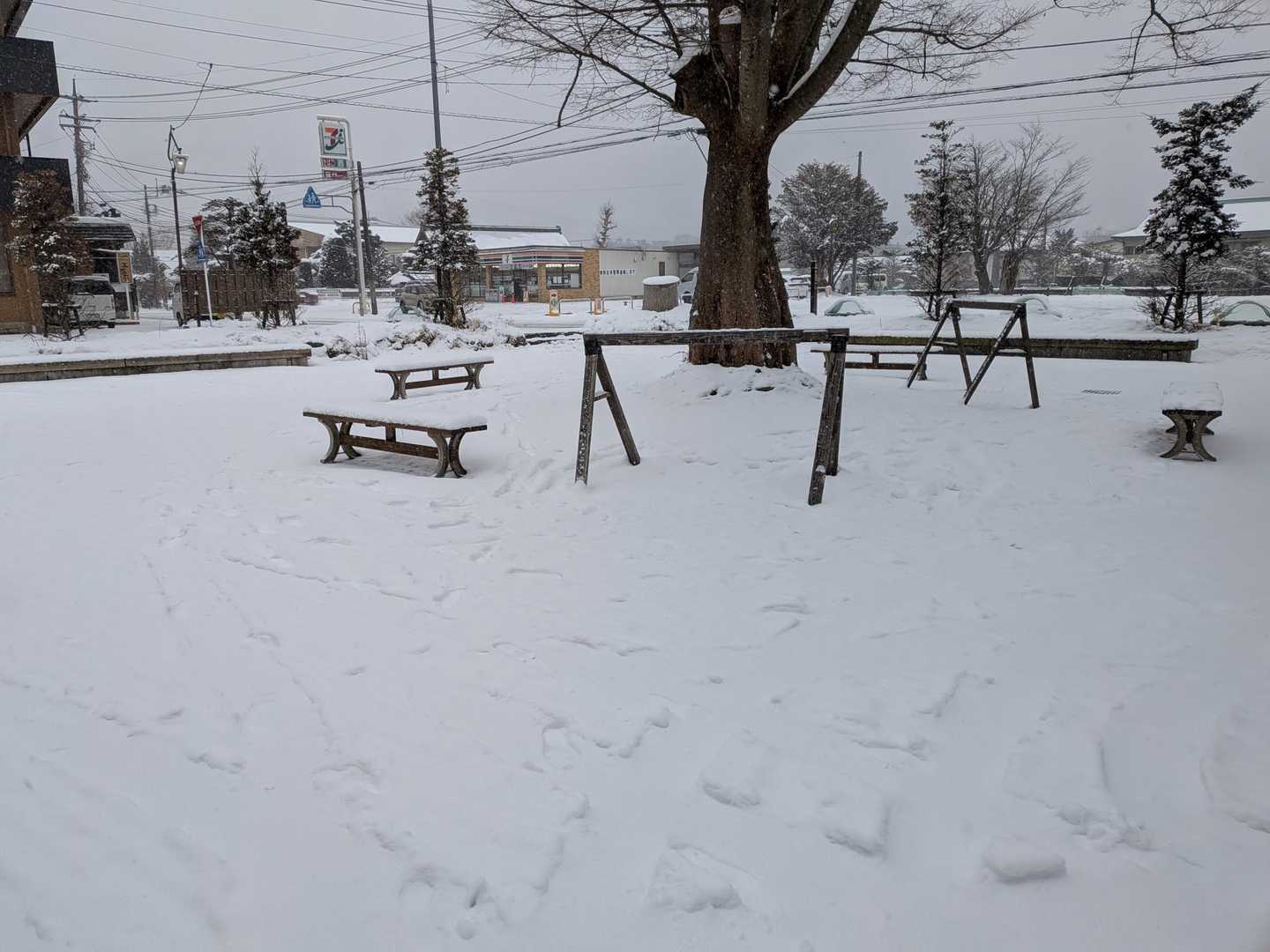 街の中も、🌨️雪❄バンバン除雪車走ってます。ありがたい🙏