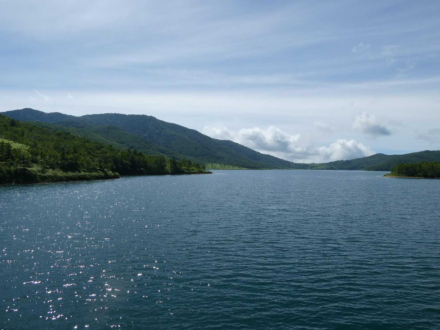 飲めそうなほど綺麗な湖水です👋