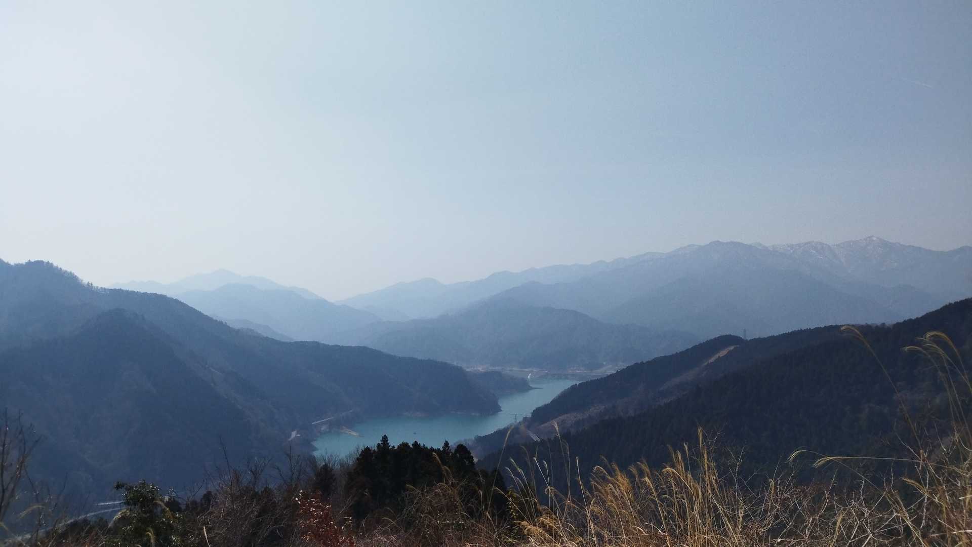 南山山頂❗
　霞んで来ましたね😆