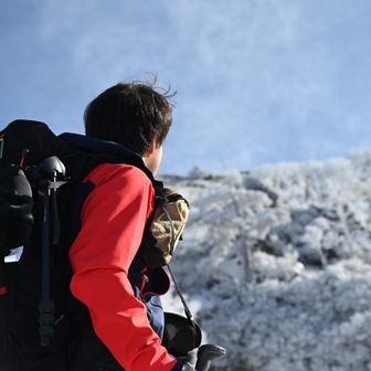 のんびりしてられない💧

さあ、先ずは剣山頂目指そうか