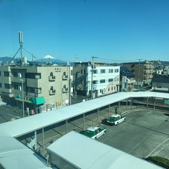 駅からも富士山🗻が