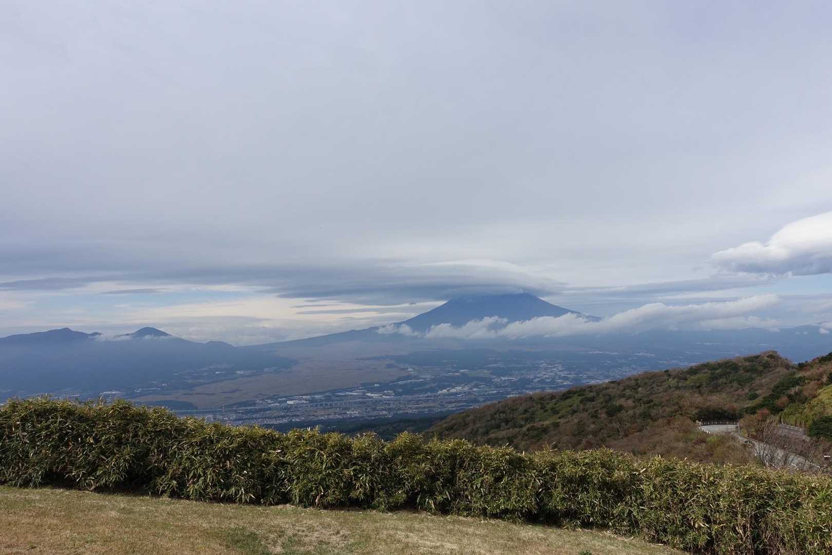 乙女峠登山口-乙女峠-丸岳-長尾峠-湖尻峠-三国山-山伏峠 縦走コースの写真