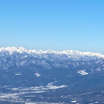 右の方に巻機山も見えてます
更に右には、武尊山、至仏山、燧ヶ岳、日光白根山も見えてました