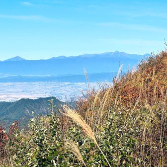 祝瓶山から大朝日岳、小朝日岳も見える✨