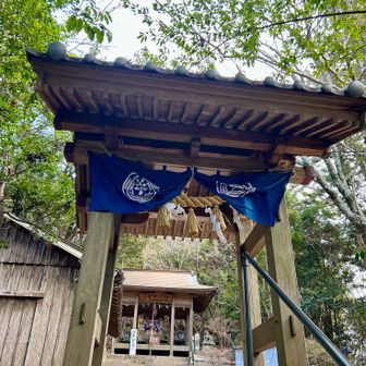 いつもヒッソリやに
お正月は
人の気配を感じられるのが
嬉しすぎる｡ﾟ+.( °∀°)ﾟ+.ﾟ
誰もいないけど