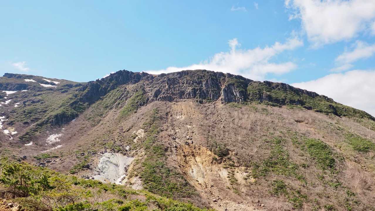 安達太良山、こどもの日ハイク の写真 13