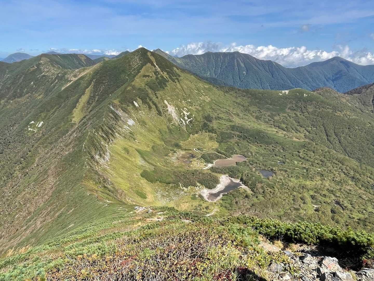 ヌカビラ岳-北戸蔦別岳-戸蔦別岳-幌尻岳 往復コースの写真