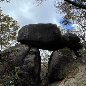 石門🪨