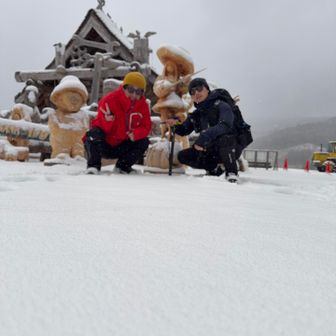 下山してきて駐車場にてツーショット🥴
また行こう！