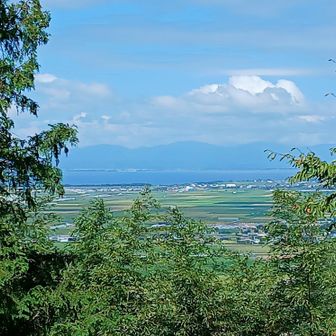 天主跡より琵琶湖を望む