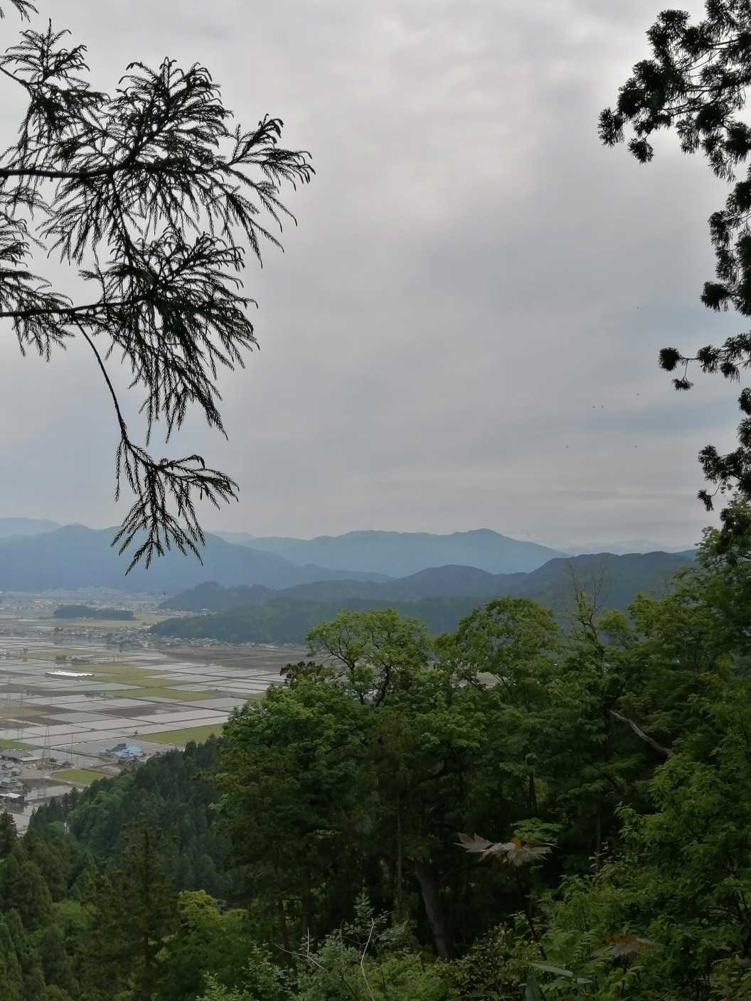 眺めが良くなりました😄
肉眼😳では白山も🎵