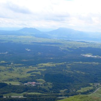南峰から阿蘇山