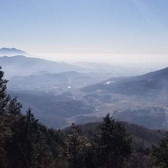 雨巻山展望台より