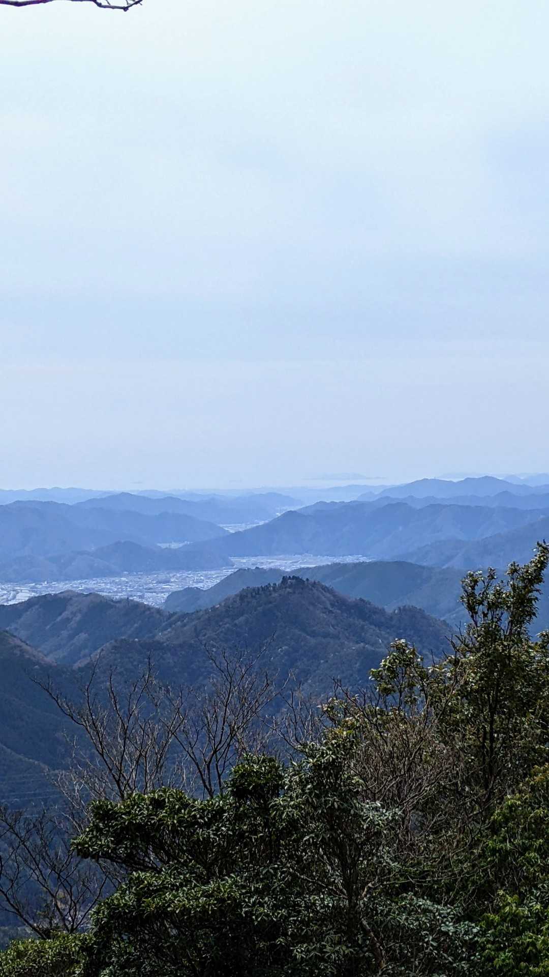 眺望いいですね。
あれ？海？瀬戸内海ですよね