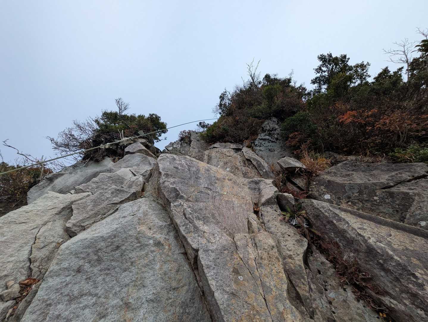 川床登山口-甲ヶ山-矢筈ヶ山-大休峠 周回コースの写真
