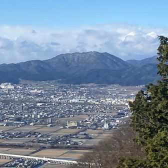 南三里山より
鬼ケ岳