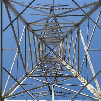 展望地に立つ鉄塔