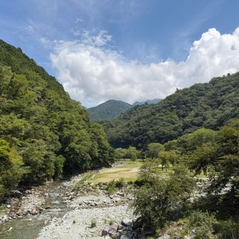 戻ってきました。
めっちゃ晴れてるし🤷‍♀️
周回で縦走にすれば良かった😮‍💨

お疲れ様でした♪