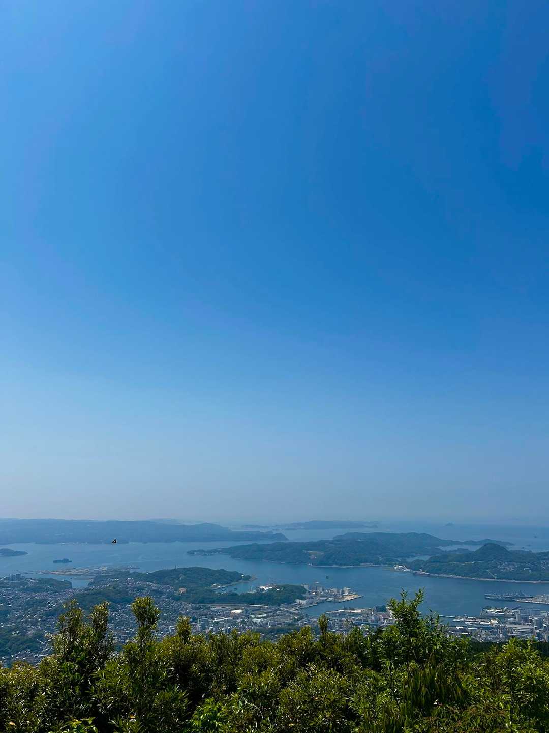 雲ひとつない青空🌞